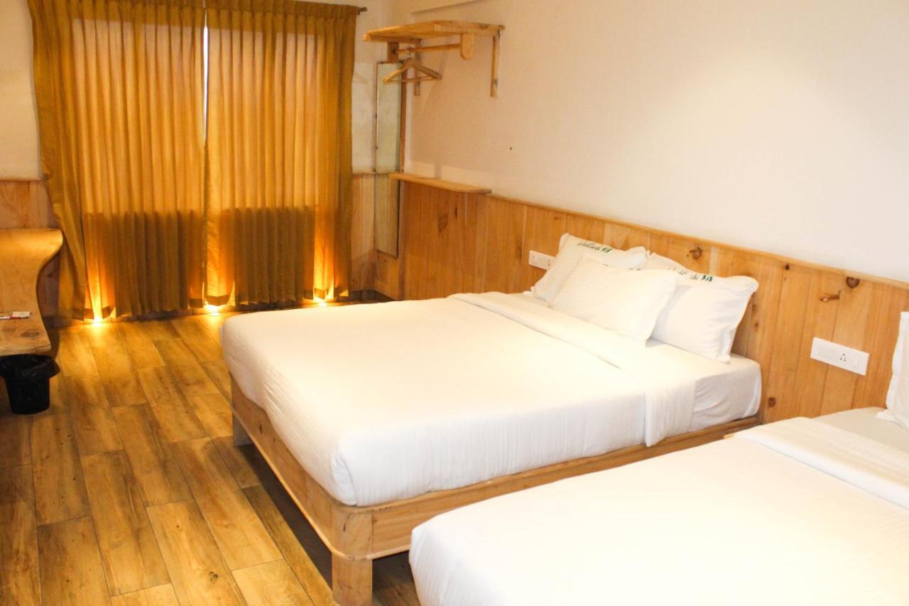 Hotel Al Woodlands Residency Ooty Esterno foto