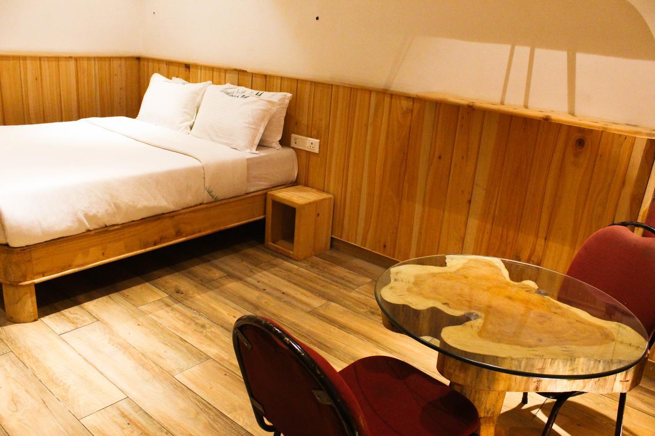 Hotel Al Woodlands Residency Ooty Esterno foto