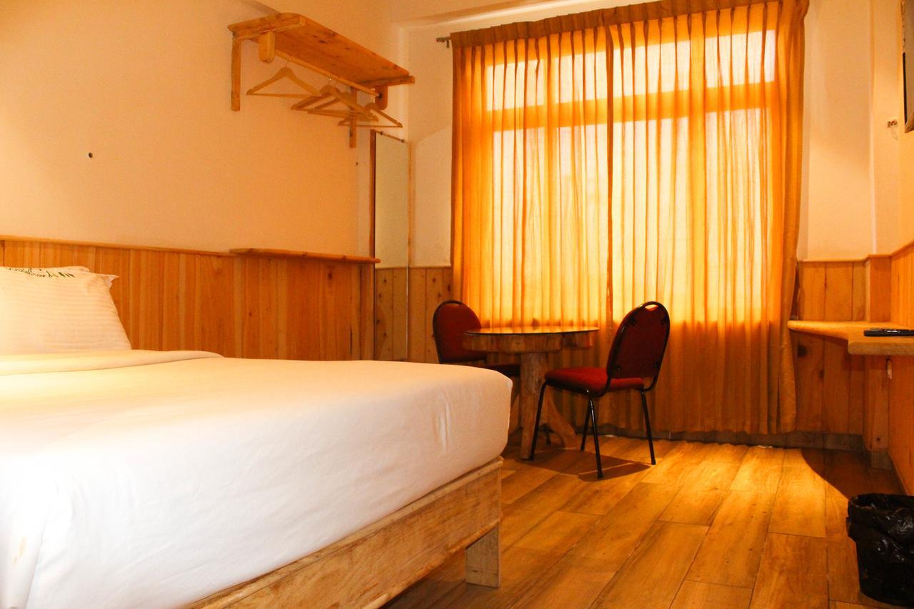 Hotel Al Woodlands Residency Ooty Esterno foto
