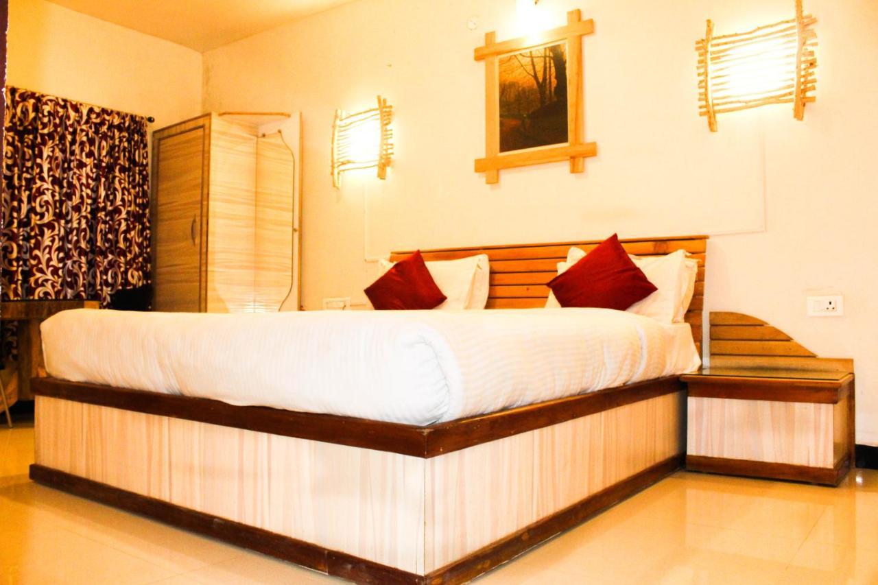 Hotel Al Woodlands Residency Ooty Esterno foto