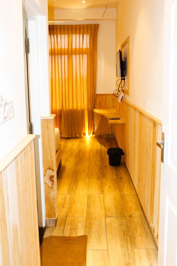 Hotel Al Woodlands Residency Ooty Esterno foto