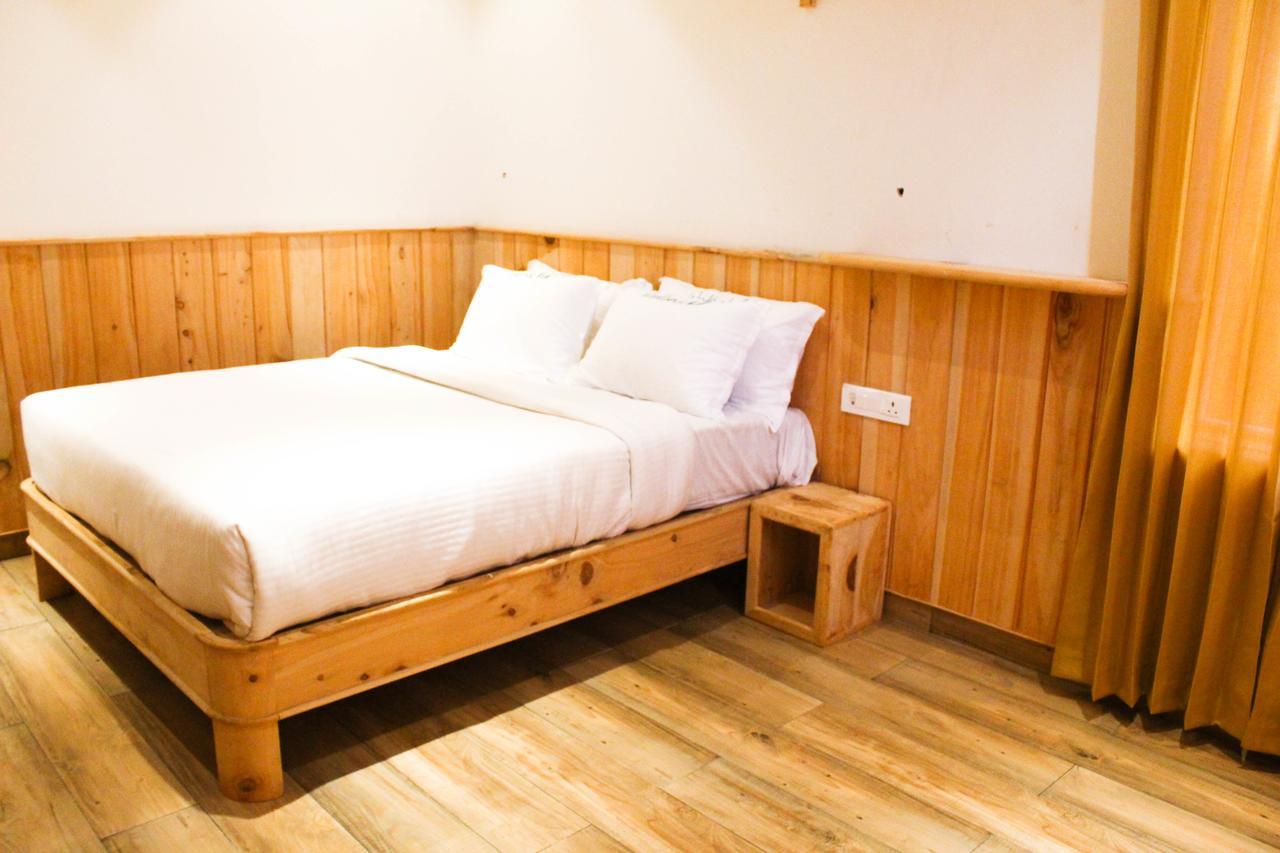 Hotel Al Woodlands Residency Ooty Esterno foto