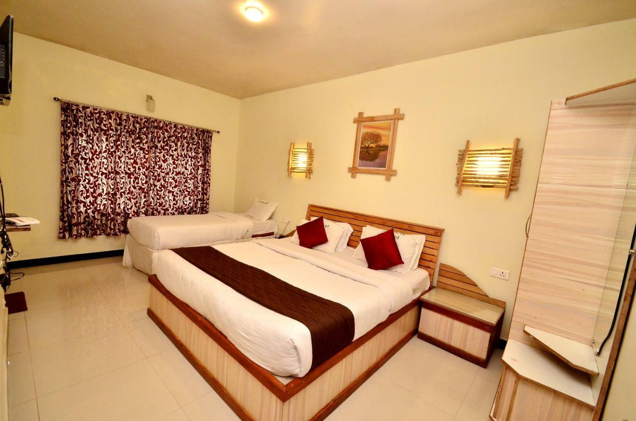 Hotel Al Woodlands Residency Ooty Esterno foto
