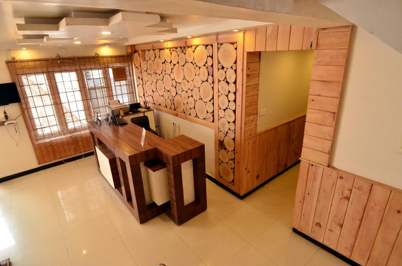 Hotel Al Woodlands Residency Ooty Esterno foto