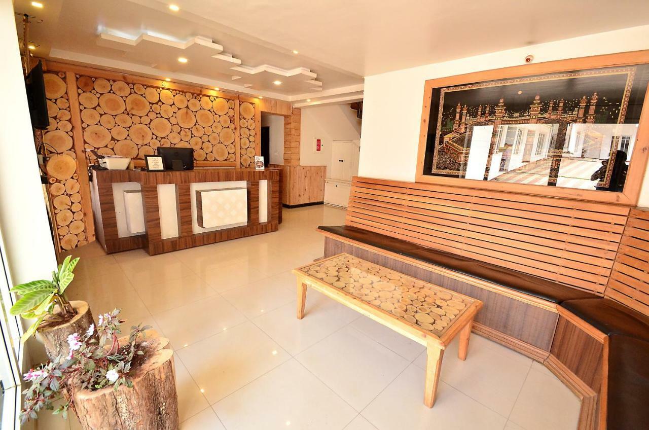 Hotel Al Woodlands Residency Ooty Esterno foto